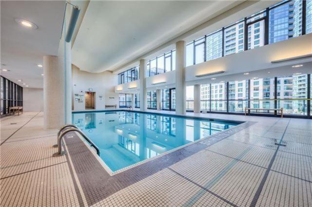 Lakefront Living Downtown Toronto - Free Parking, Gym, Indoor Pool Dış mekan fotoğraf